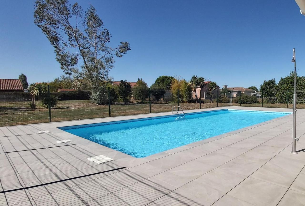 La Campagne Romantique - Avec Entree Autonome, Clim Neuve, Parking Prive & Sa Piscine ! - Saint-Sulpice  Εξωτερικό φωτογραφία