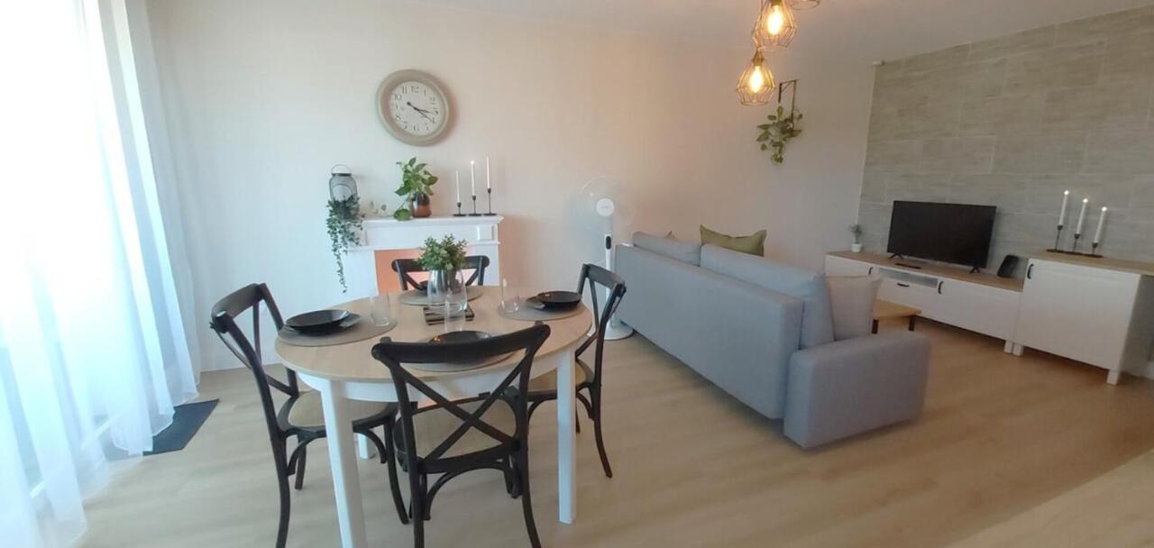 La Campagne Romantique - Avec Entree Autonome, Clim Neuve, Parking Prive & Sa Piscine ! - Saint-Sulpice  Εξωτερικό φωτογραφία